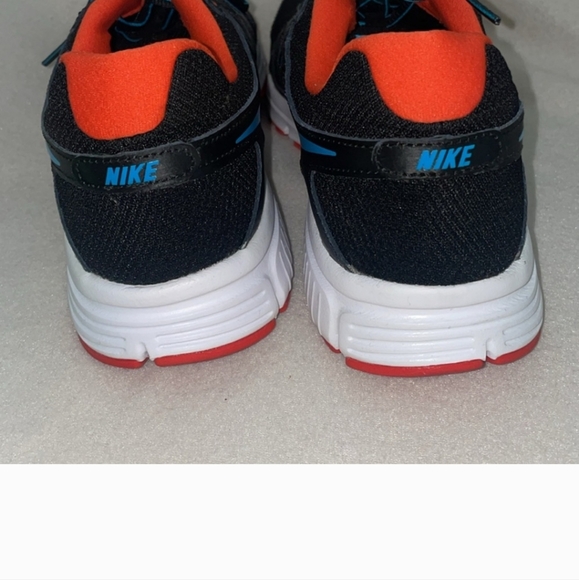 Nike Revolution Running Shoes new no box. - Picture 2 of 6